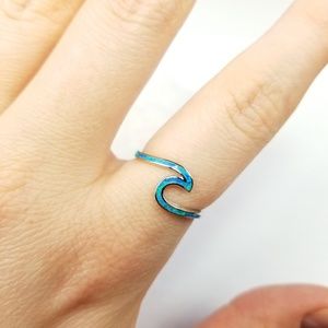 {The Tidal Wave Ring} Sterling Silver 925 B. Opal